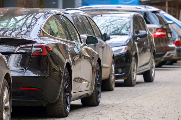 How DiscoverCars Verifies Its Rental Partners